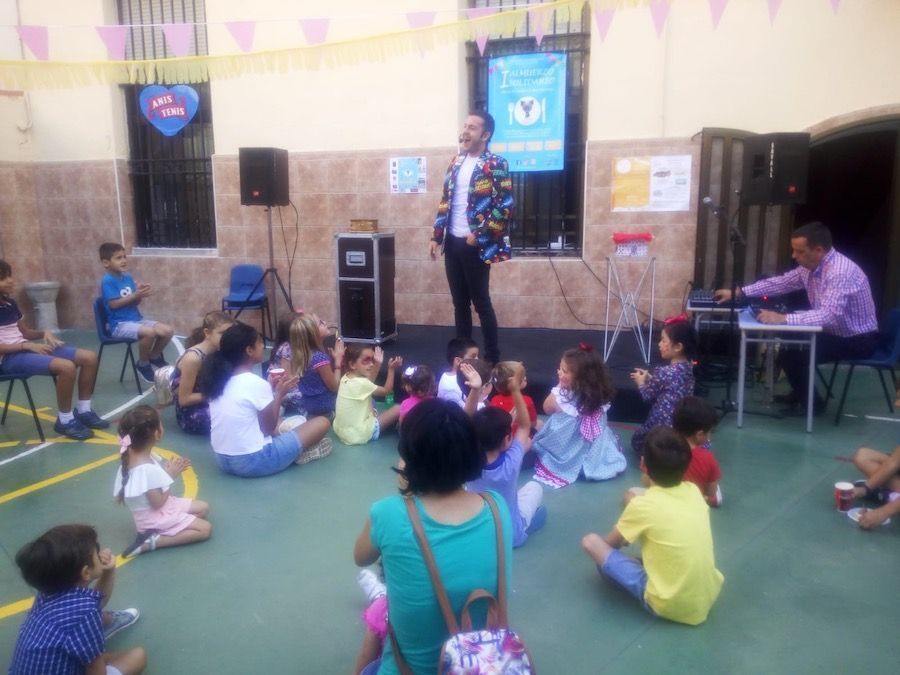 Almuerzo solidario en Alicante.