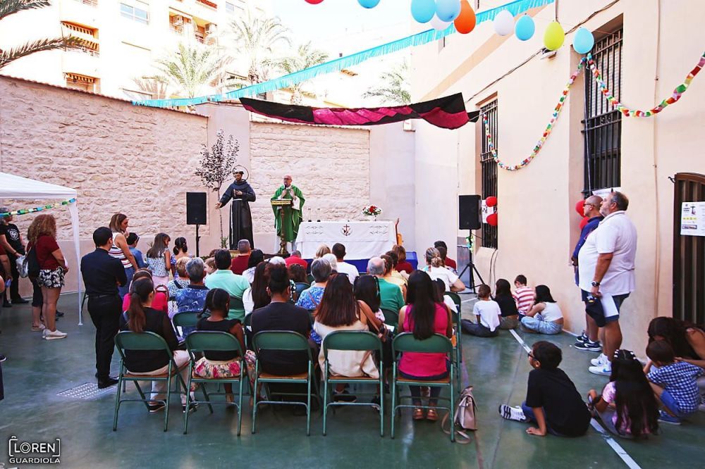 Éxito Solidario en el Colegio San Antonio de Padua - Franciscanos de Alicante